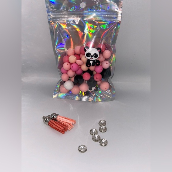 Panda Bead Set for crafting - Black, White, Pink - Picture 6 of 6